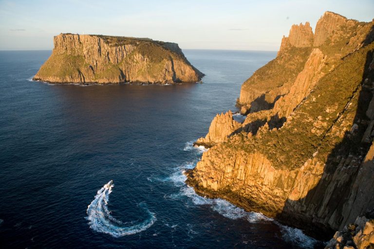 Best Tasmania River Cruise and Boat Tour - Tasman Island Cruises