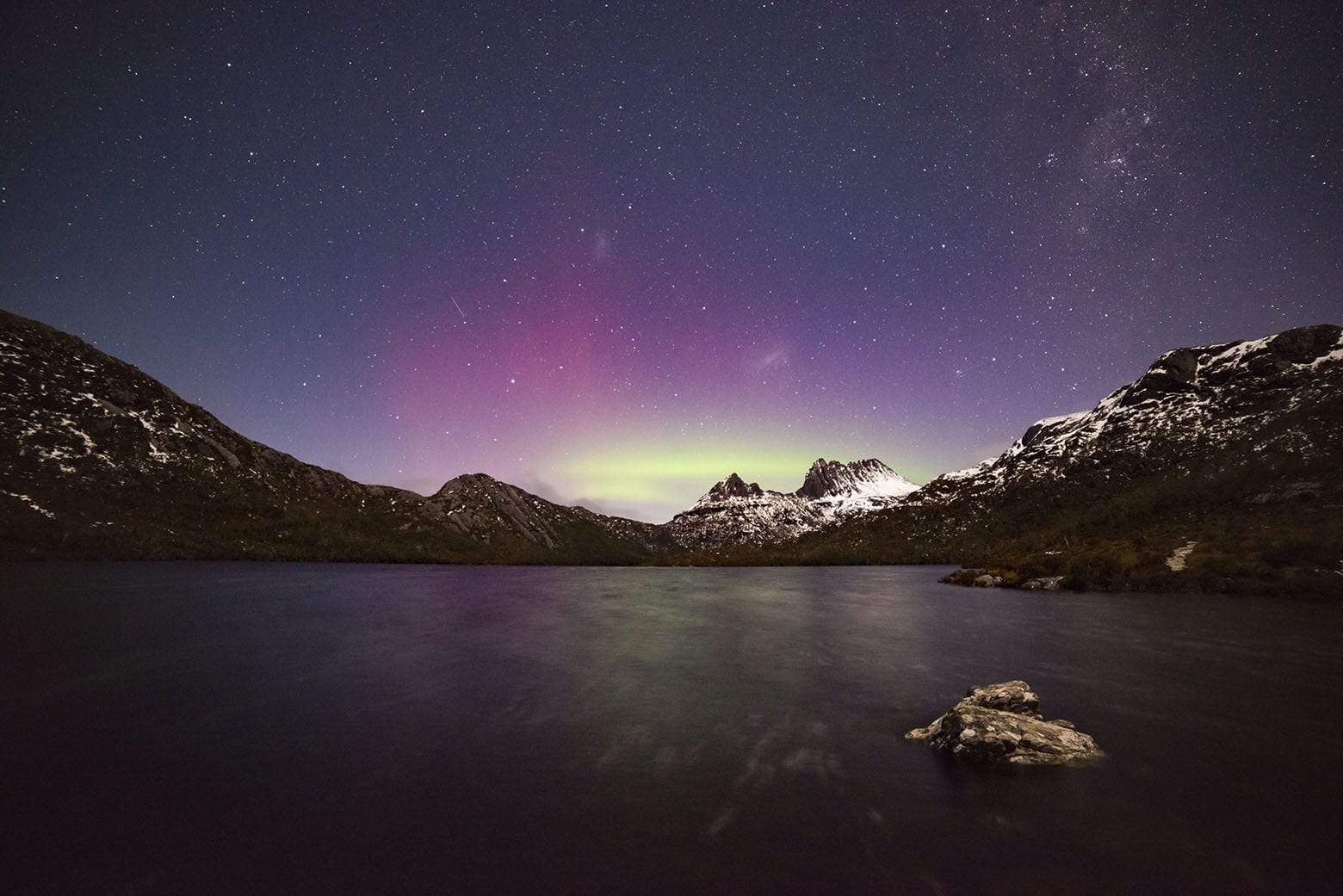 best time to visit tasmania to see southern lights