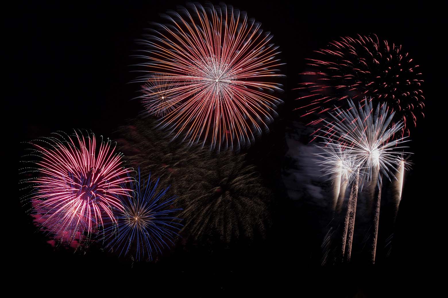 Glen Derwent Cracker Night