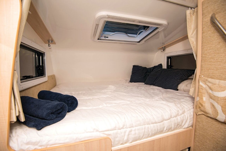 LeisureRent Motorhome - Bed Over Cab